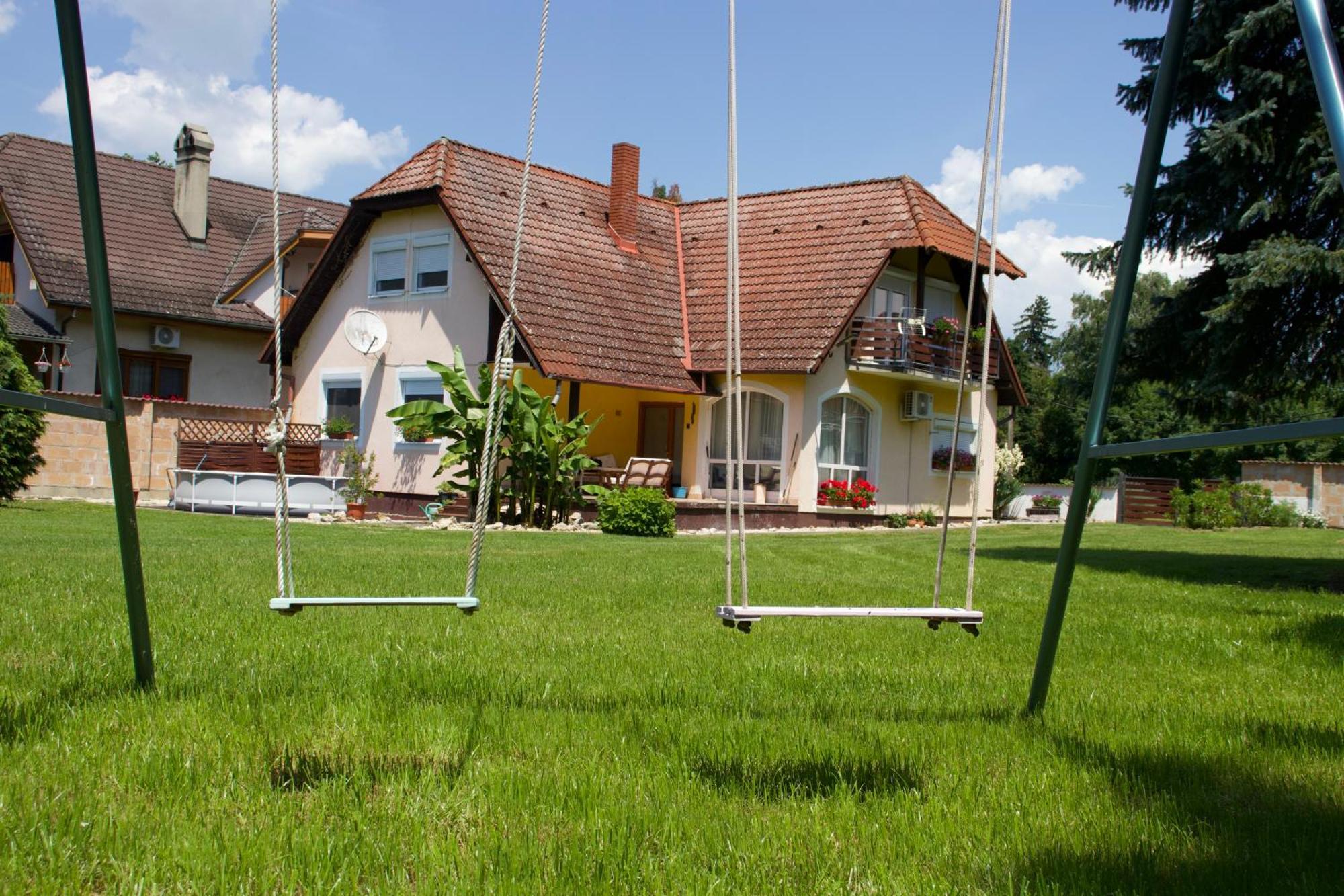 Gasthaus Liliana Apartman Balatonberény Exterior foto